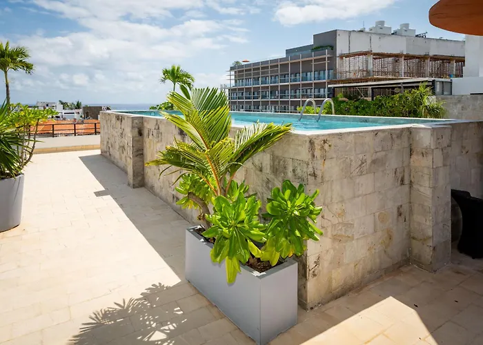 Magnificent 2 Blocks From The And 5th Ave * Playa del Carmen